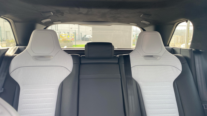 Land Rover Range Rover Sport 4.4 P635 V8 SV 5dr Auto Petrol Estate - Image 58